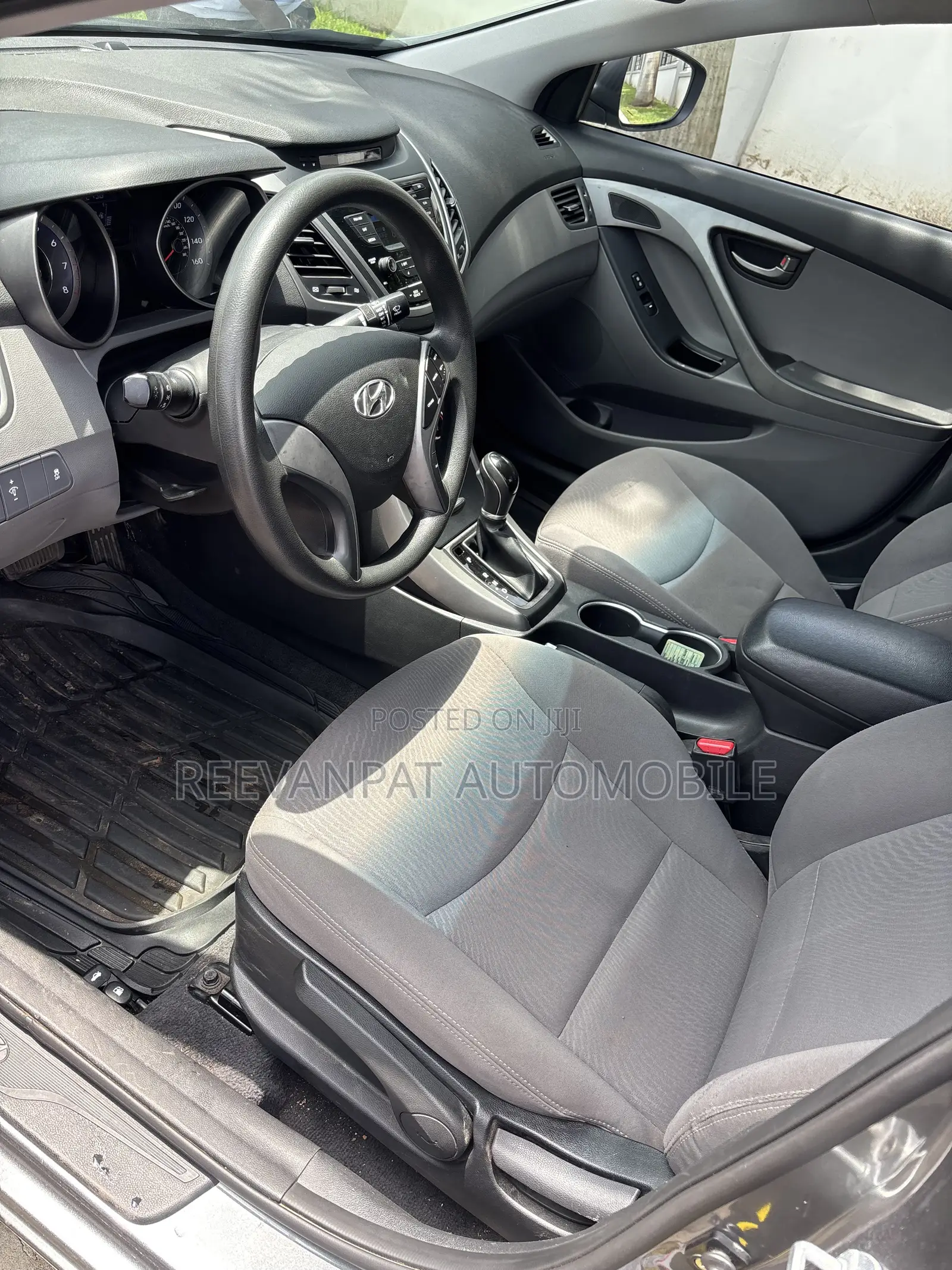 Hyundai Elantra 2016 Silver