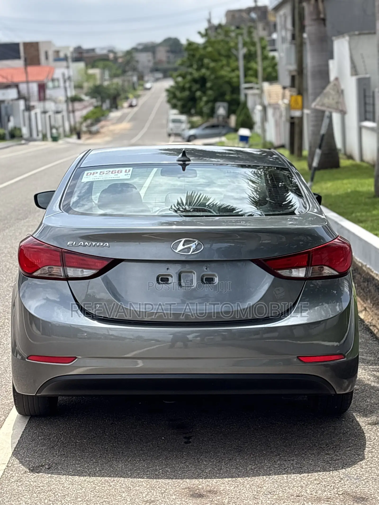Hyundai Elantra 2016 Silver