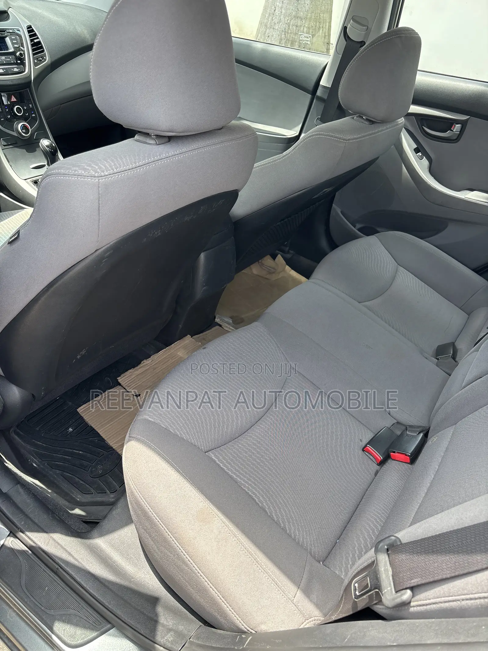 Hyundai Elantra 2016 Silver
