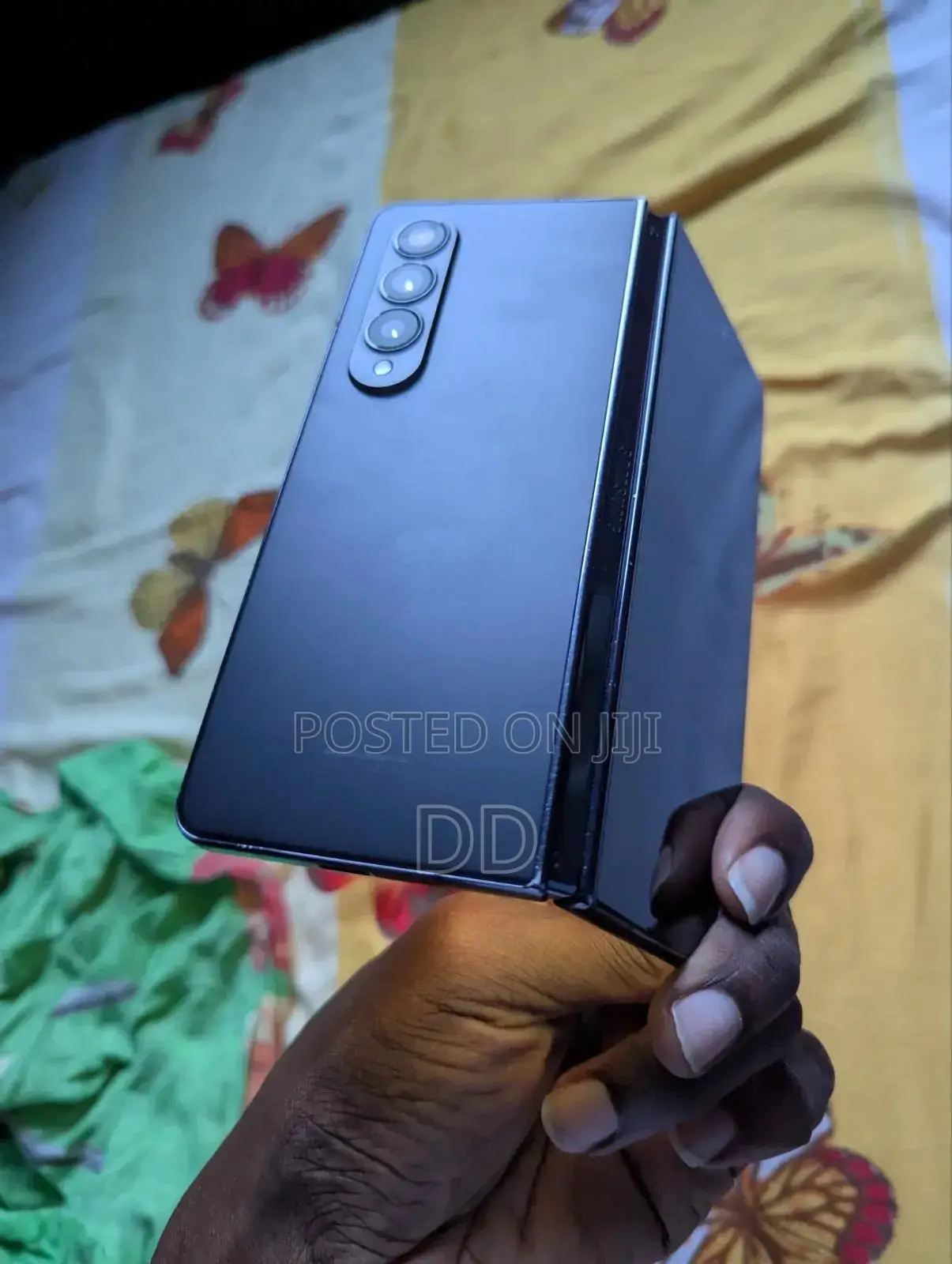 New Samsung Z 16 GB Black