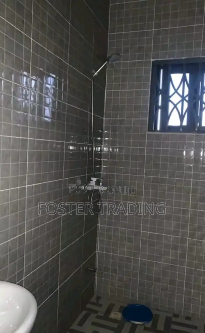 1bdrm Block of Flats in Chamber And Hall, Pentecost for rent