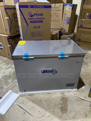 Pearl Pf4420-1a 316liters Chest Freezer
