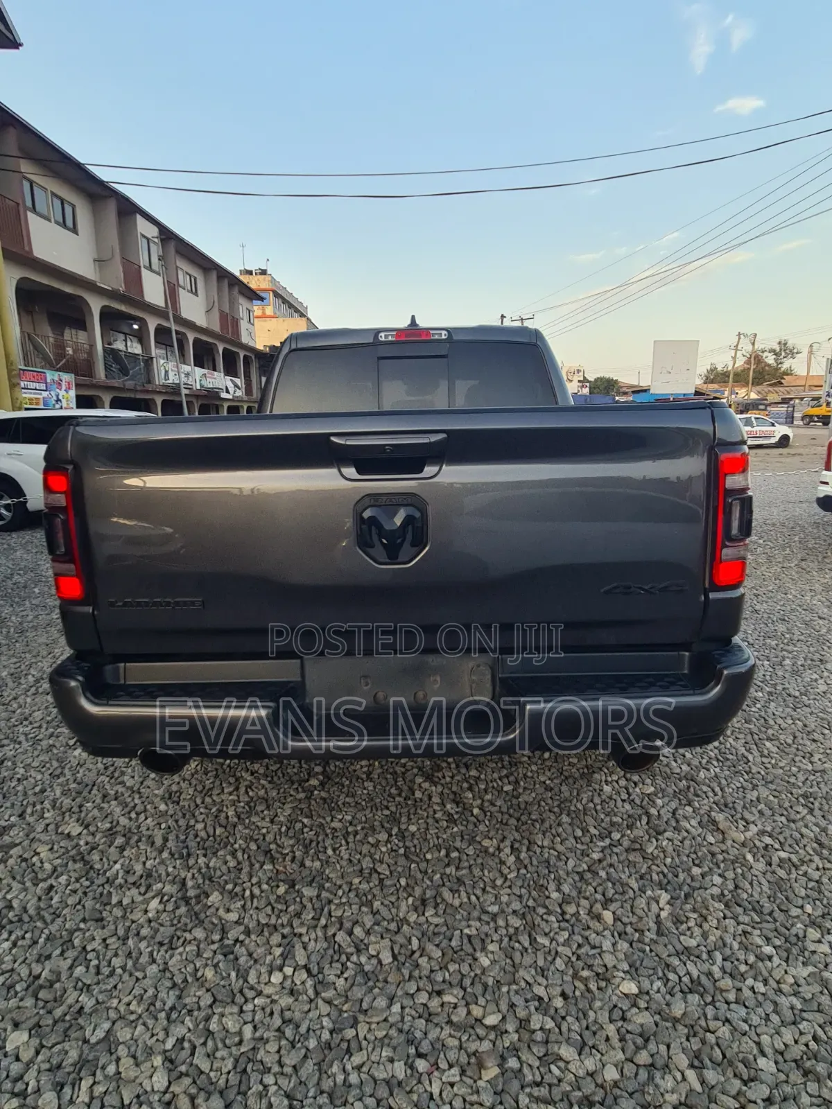 Dodge RAM 2022 Black