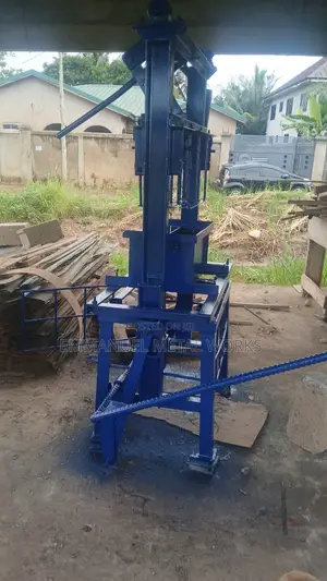 Concrete Block Machine