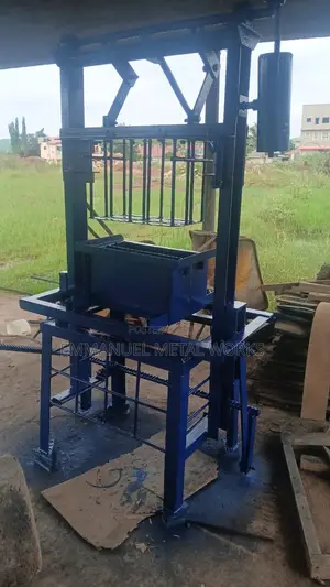 Concrete Block Machine
