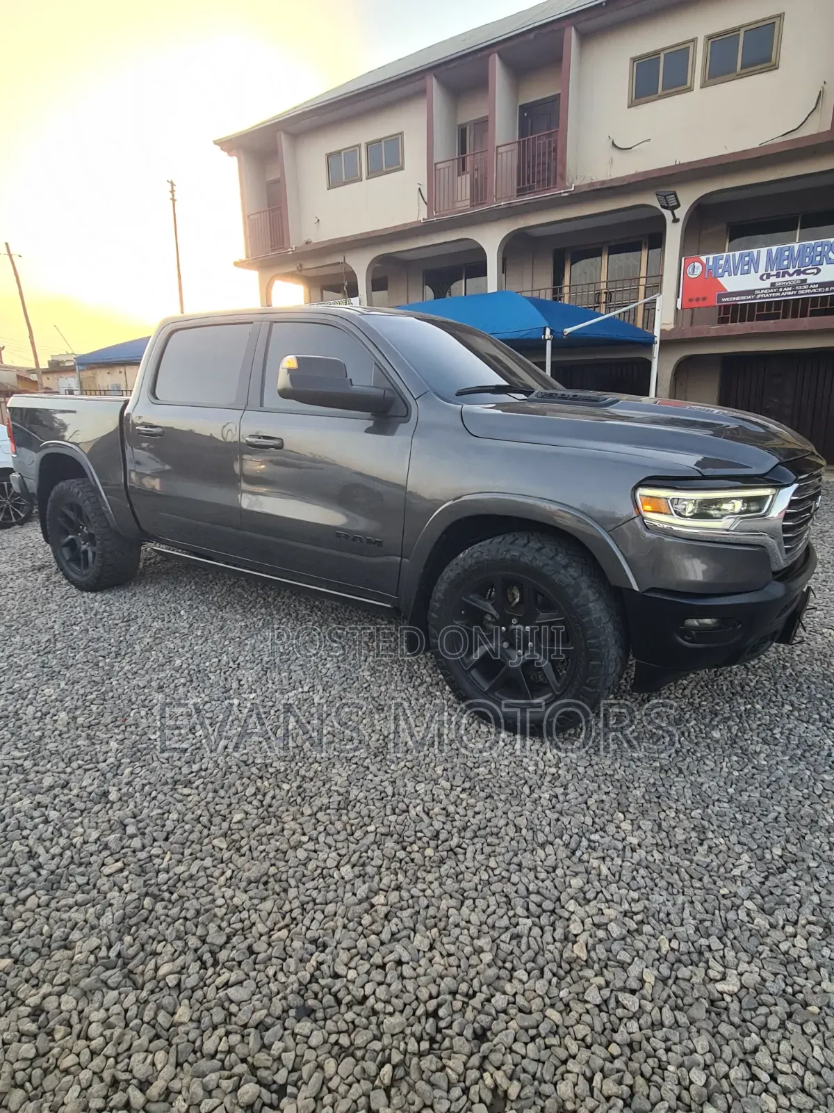Dodge RAM 2022 Black