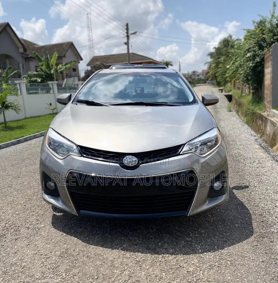 Toyota Corolla 2014 Brown