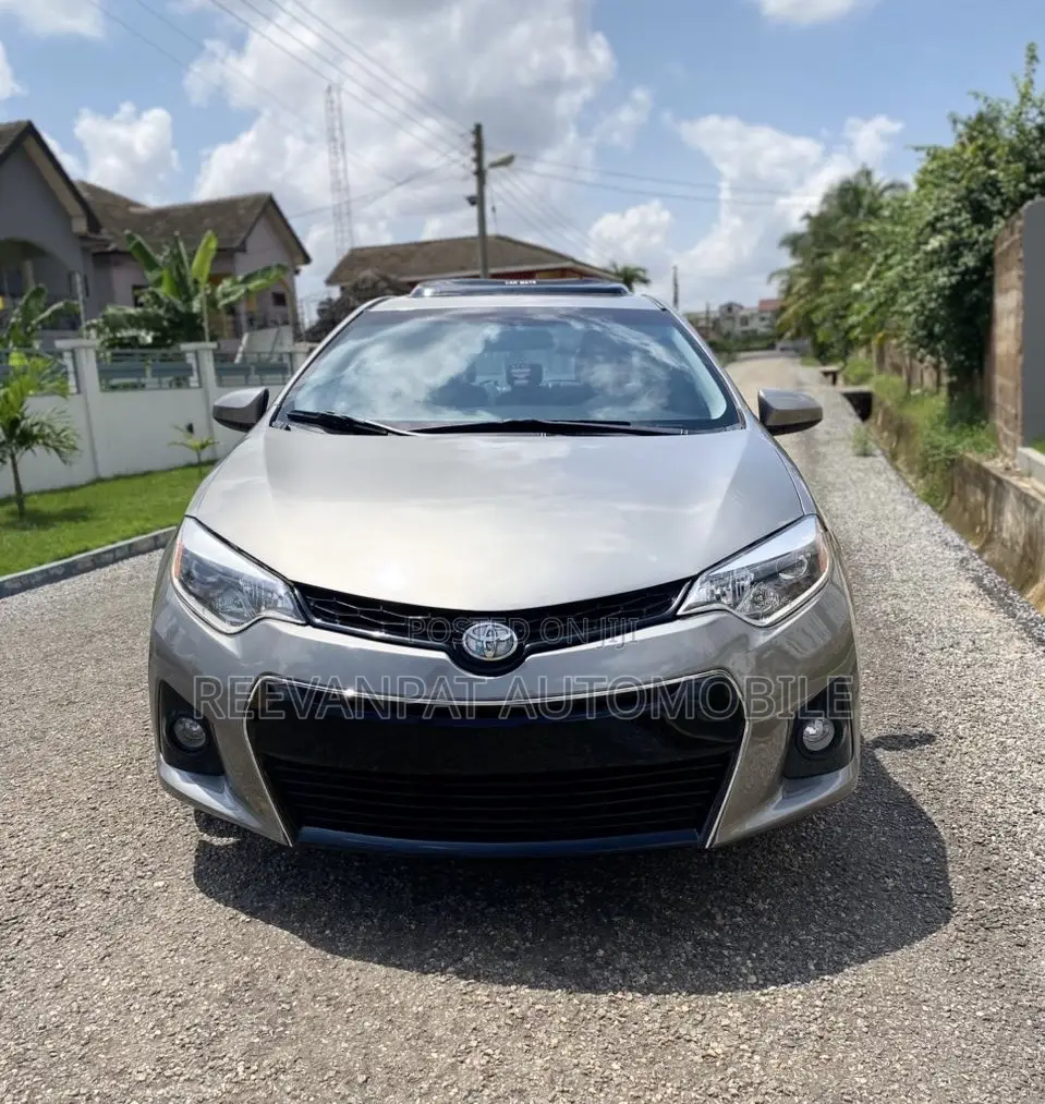 Toyota Corolla 2014 Brown