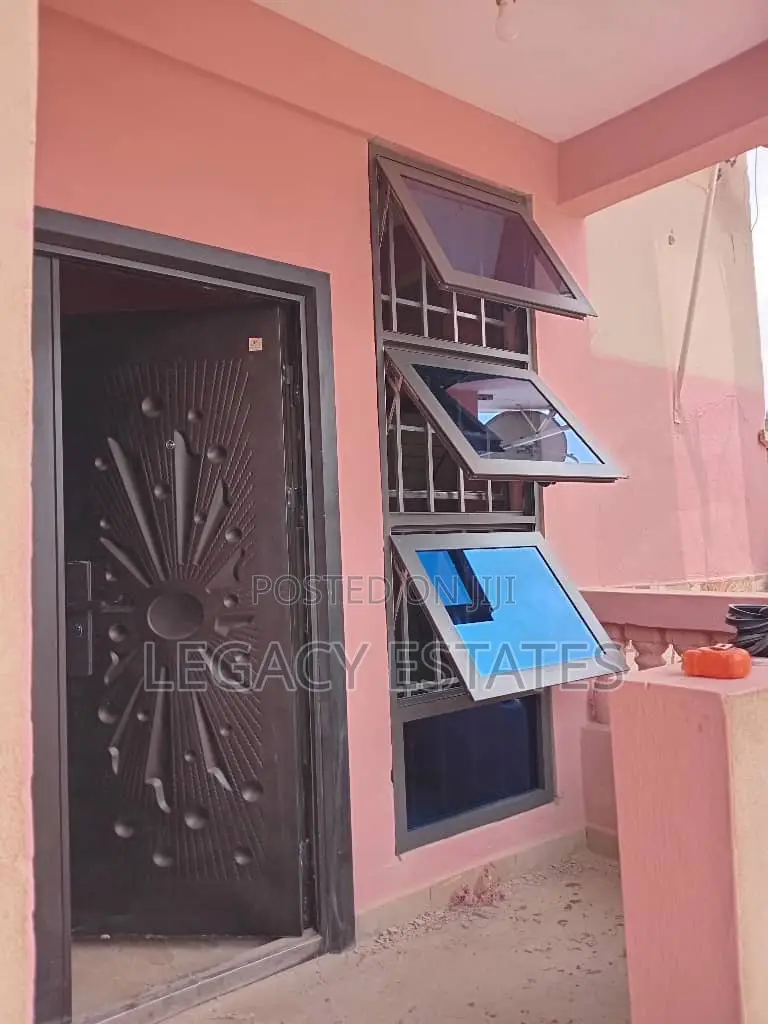 2bdrm Apartment in Tema Metropolitan for rent