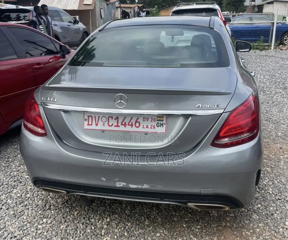 Mercedes-Benz C300 2015 Gray