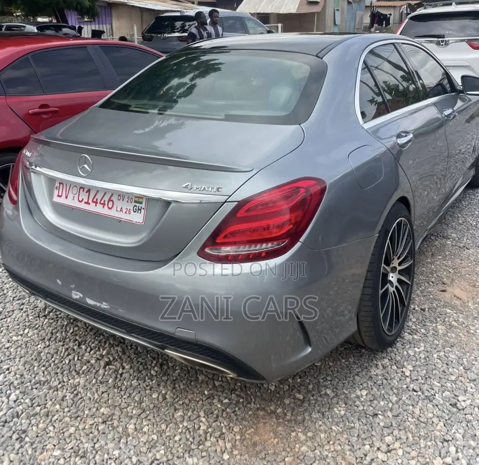 Mercedes-Benz C300 2015 Gray