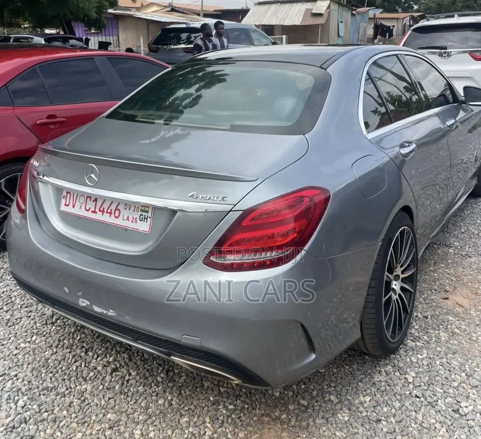 Mercedes-Benz C300 2015 Gray