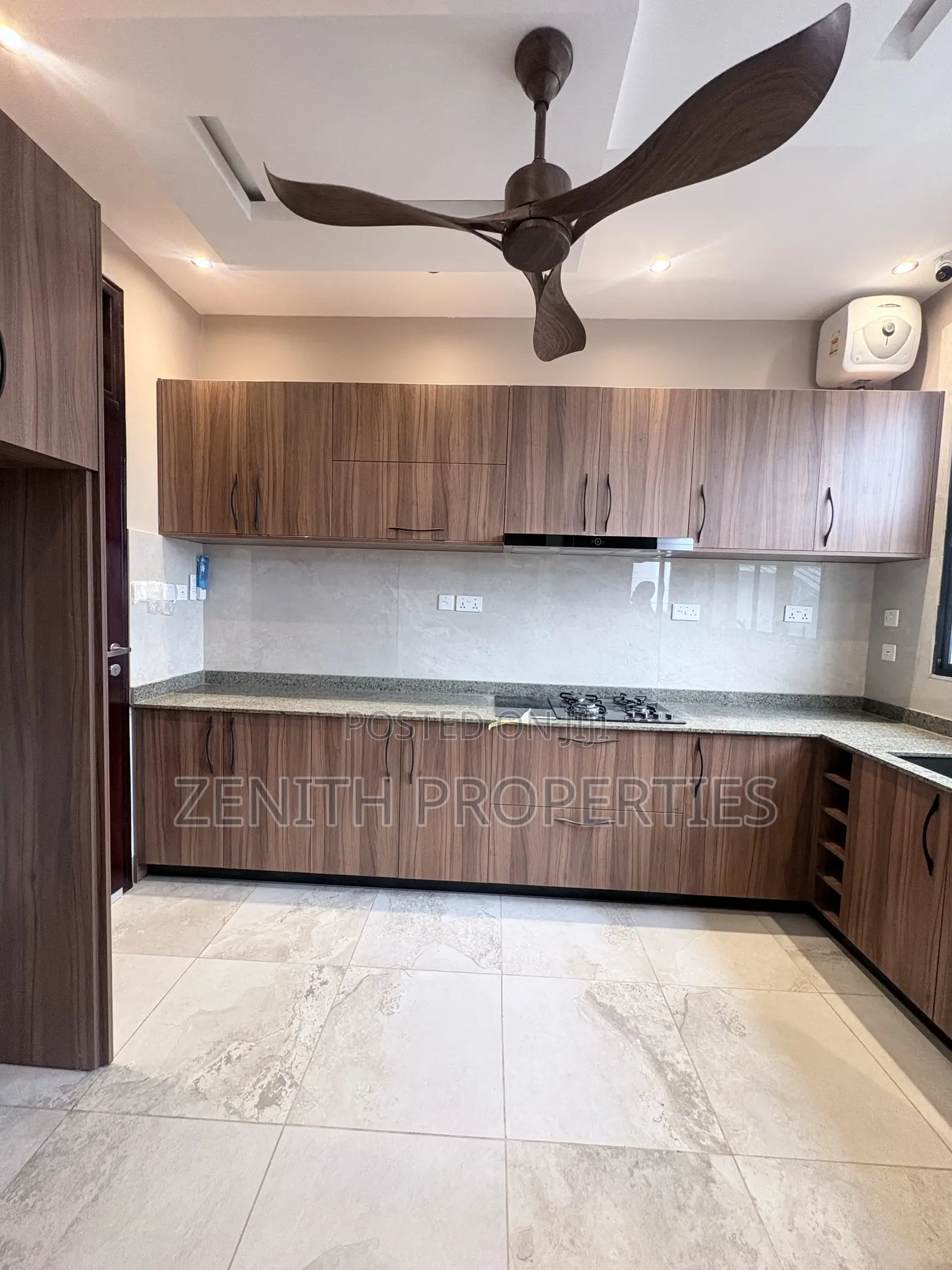 3bdrm Apartment in Zenith Properties, Tseaddo for rent