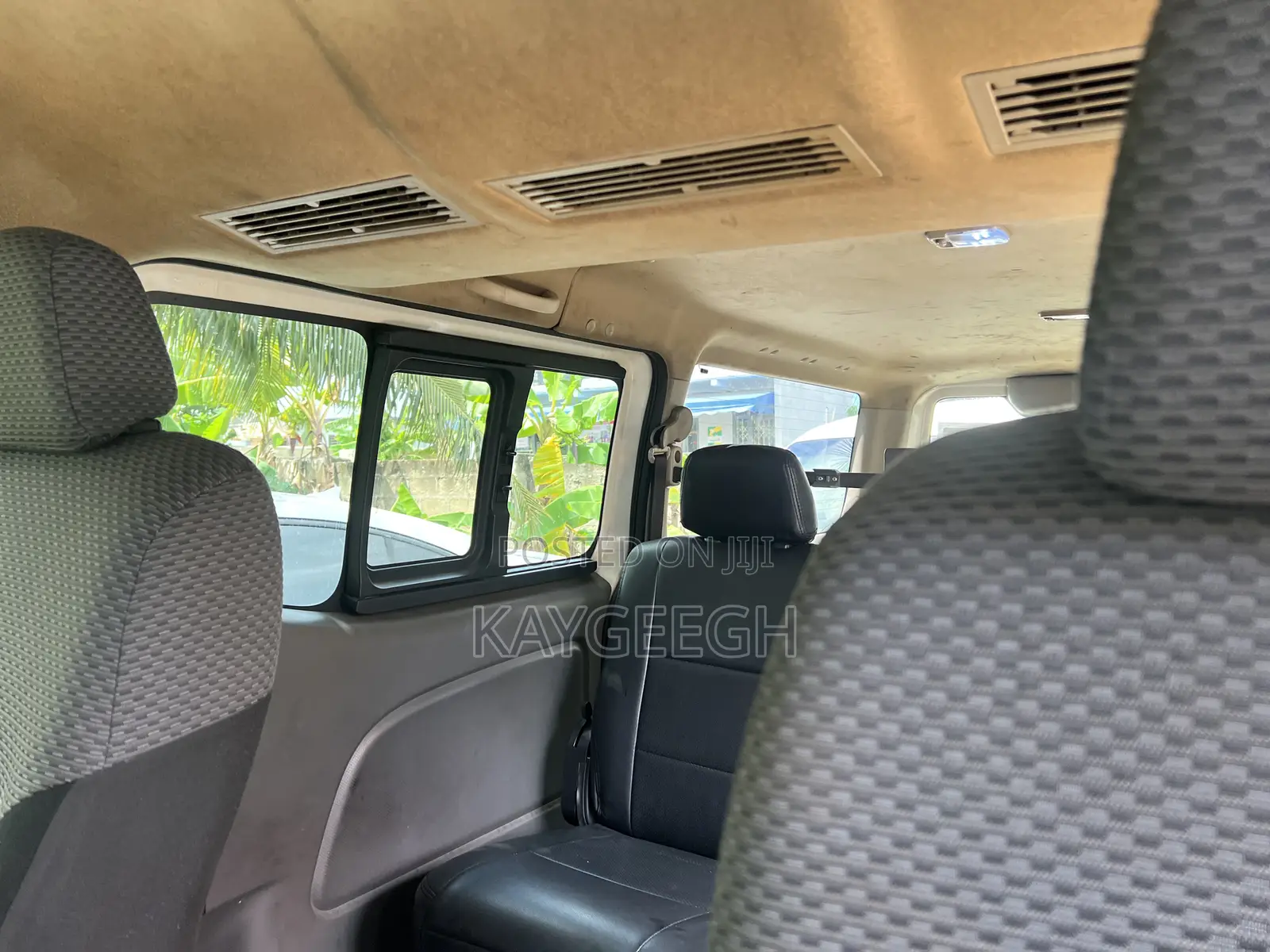 Nissan Caravan 2015 White