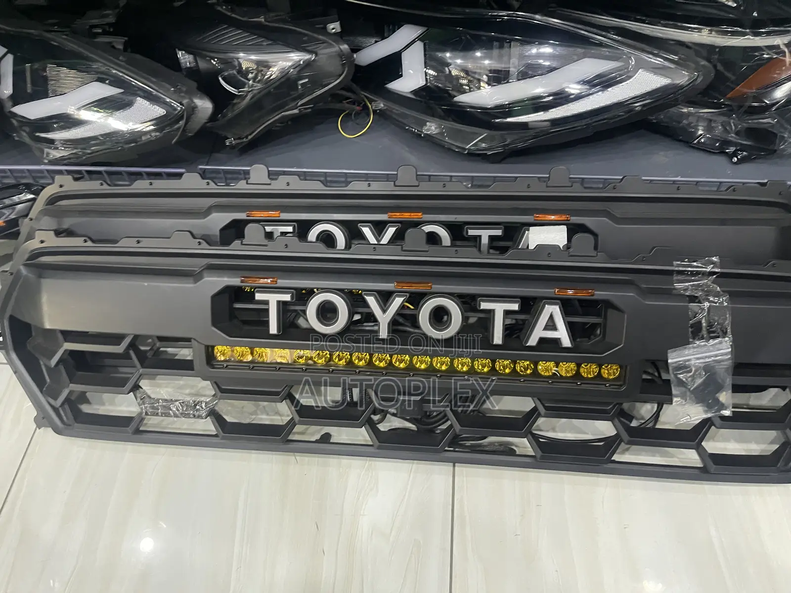 Trail-Hunter Grille Genuine Oem Heritage Style With High Led