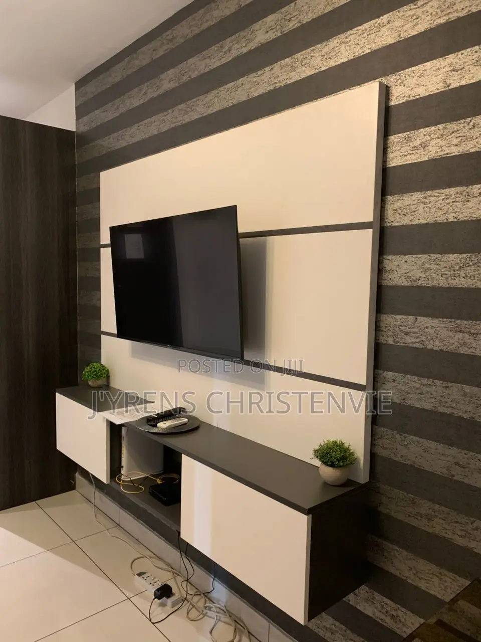 Furnished 1bdrm Duplex in US Embassy Area for sale