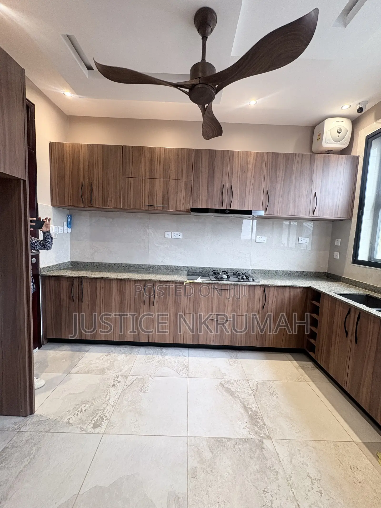 3bdrm Apartment in Agbogbloshie for rent