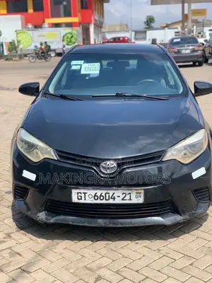 Toyota Corolla LE Premium 4dr Sedan (1.8L 4cyl CVT) 2016 Black