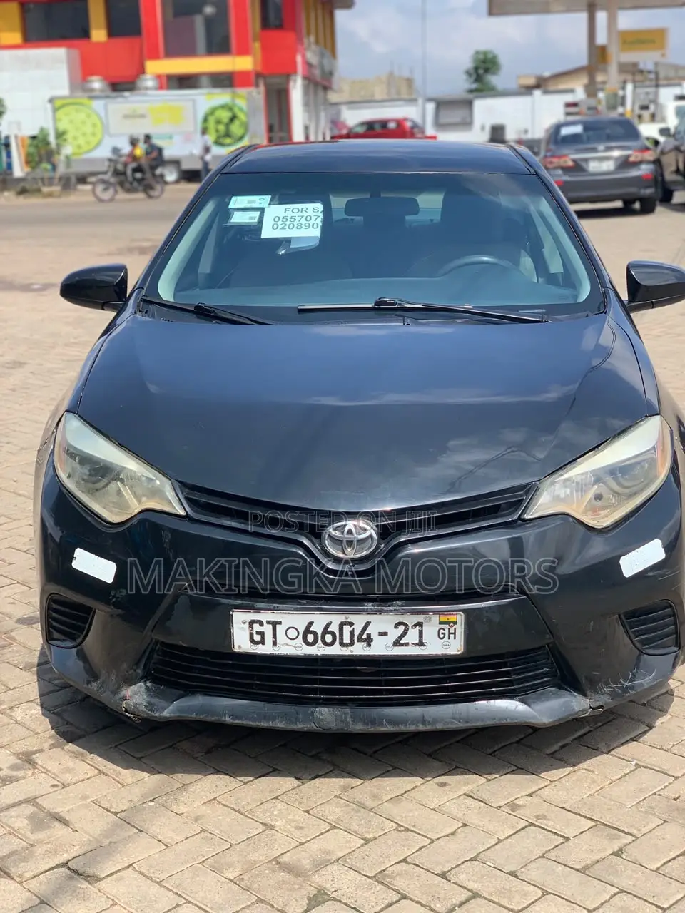 Toyota Corolla LE Premium 4dr Sedan (1.8L 4cyl CVT) 2016 Black