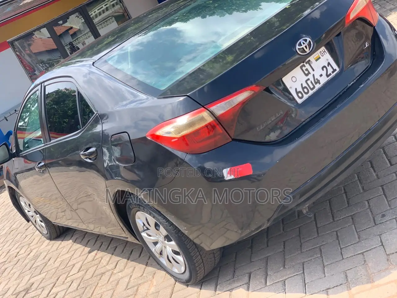 Toyota Corolla LE Premium 4dr Sedan (1.8L 4cyl CVT) 2016 Black
