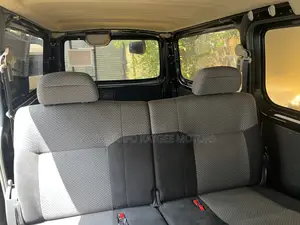 Nissan Caravan 2015 Black