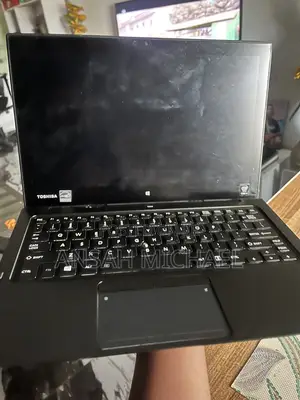 Laptop Toshiba Portege A30 4GB Intel Core M SSD 128GB