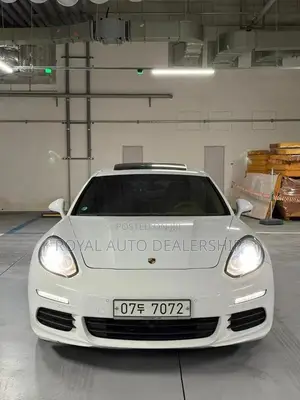 Porsche Panamera 2014 White