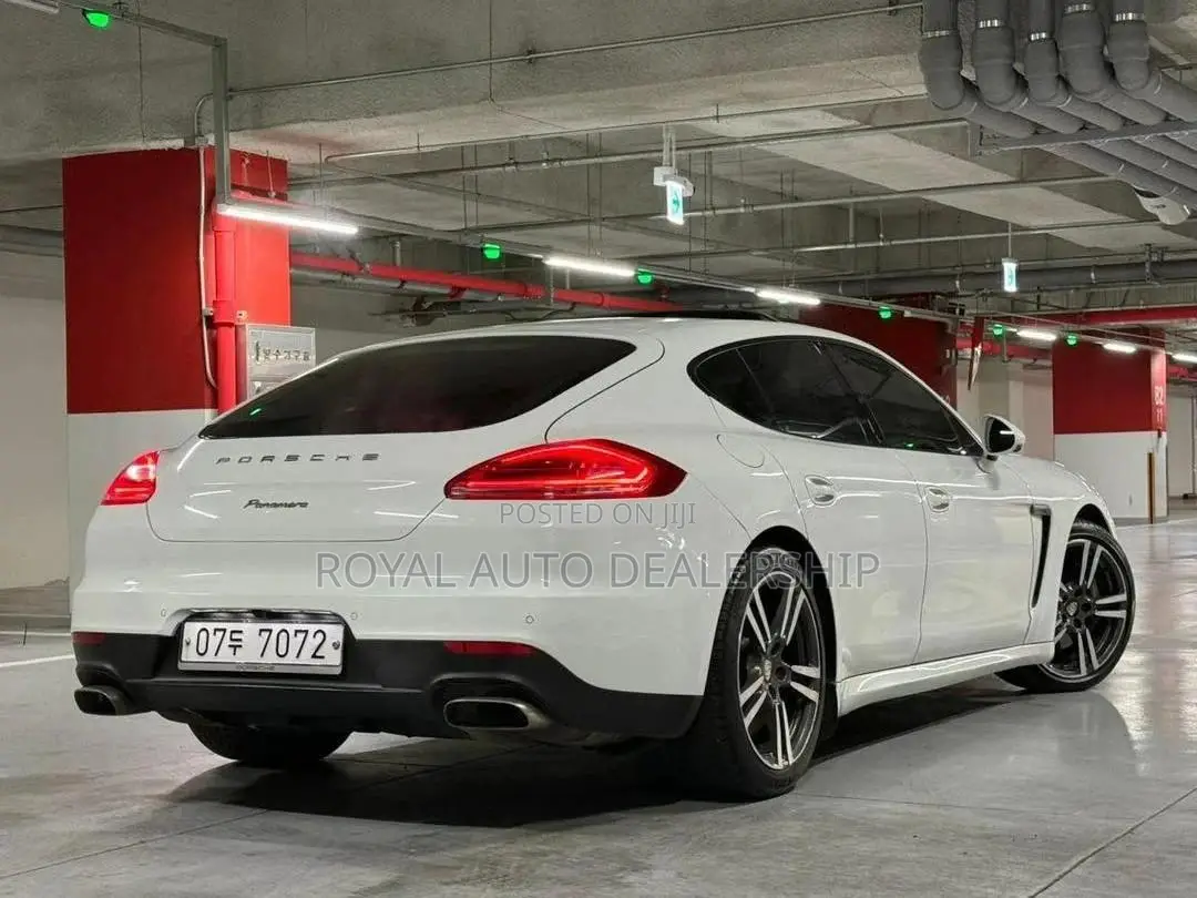 Porsche Panamera Turbo 4dr Sedan AWD (4.8L 8cyl Turbo 7AM) 2014 White