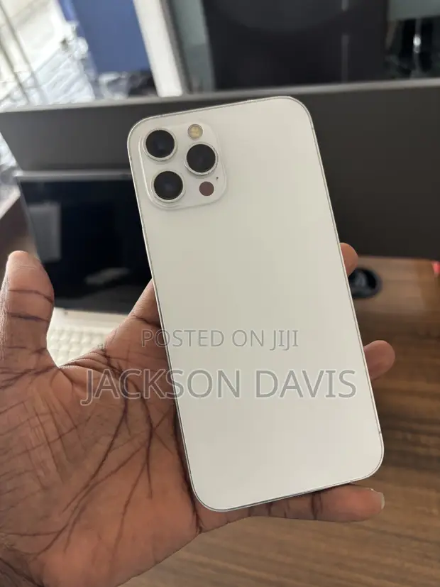 Apple iPhone 12 Pro Max 256 GB White - ▷ Price: GH₵ 3,950 on