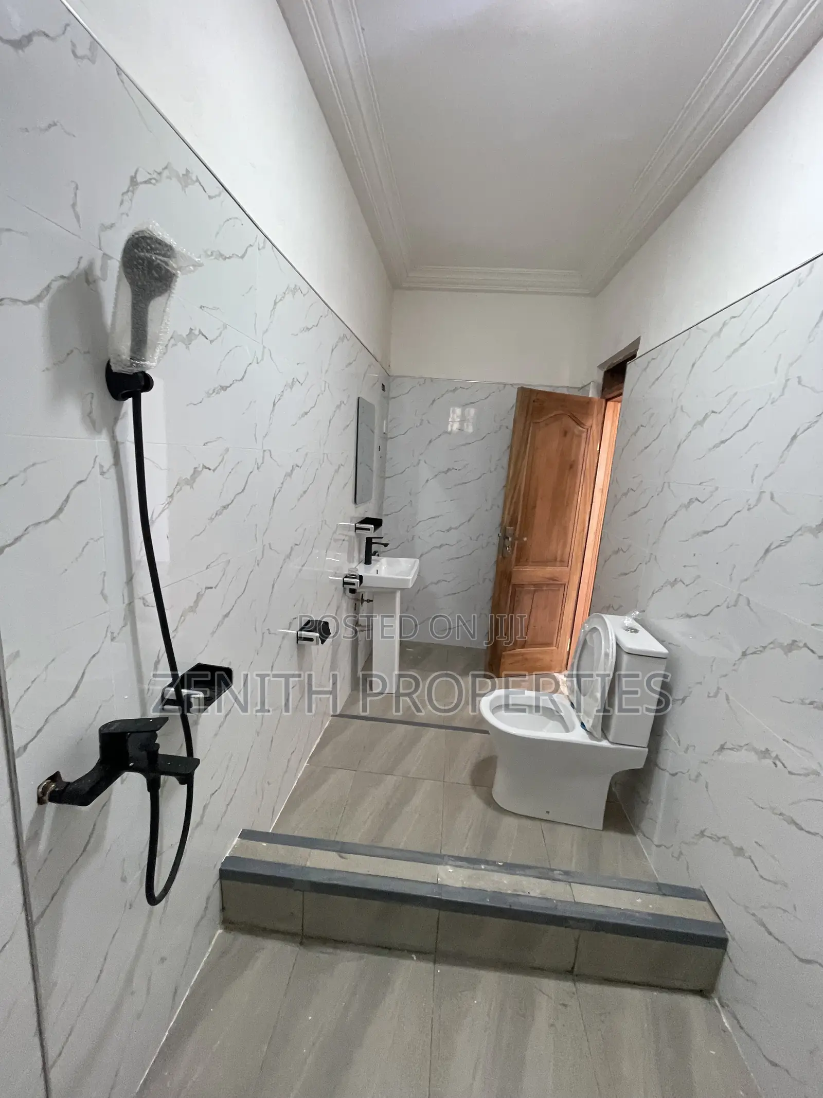 2bdrm Apartment in Zenith Properties, West Hills Mall Area for rent