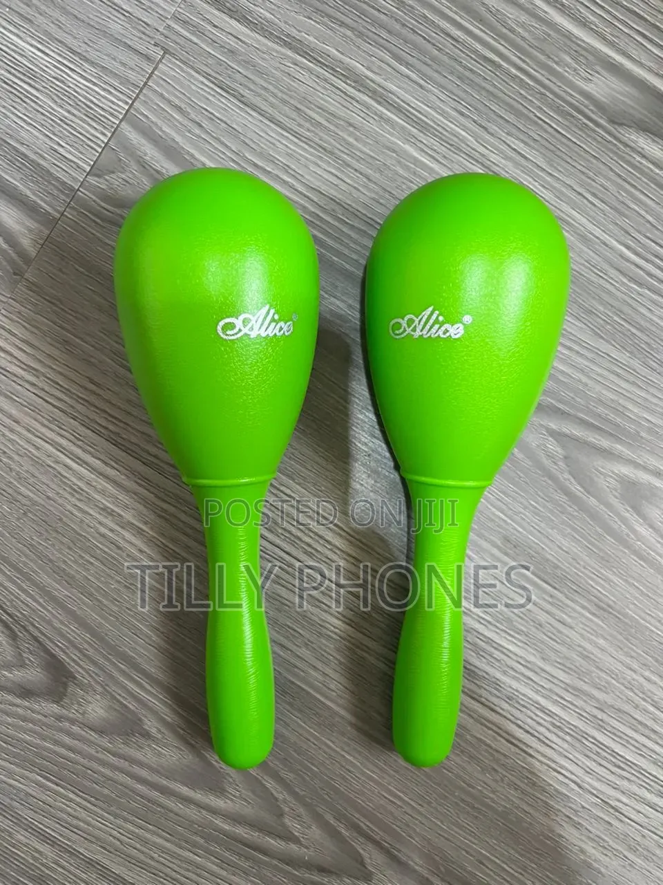 Alice Maracas (Shakers