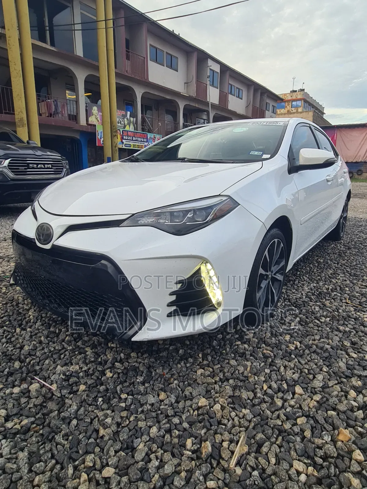 Toyota Corolla 2018 White