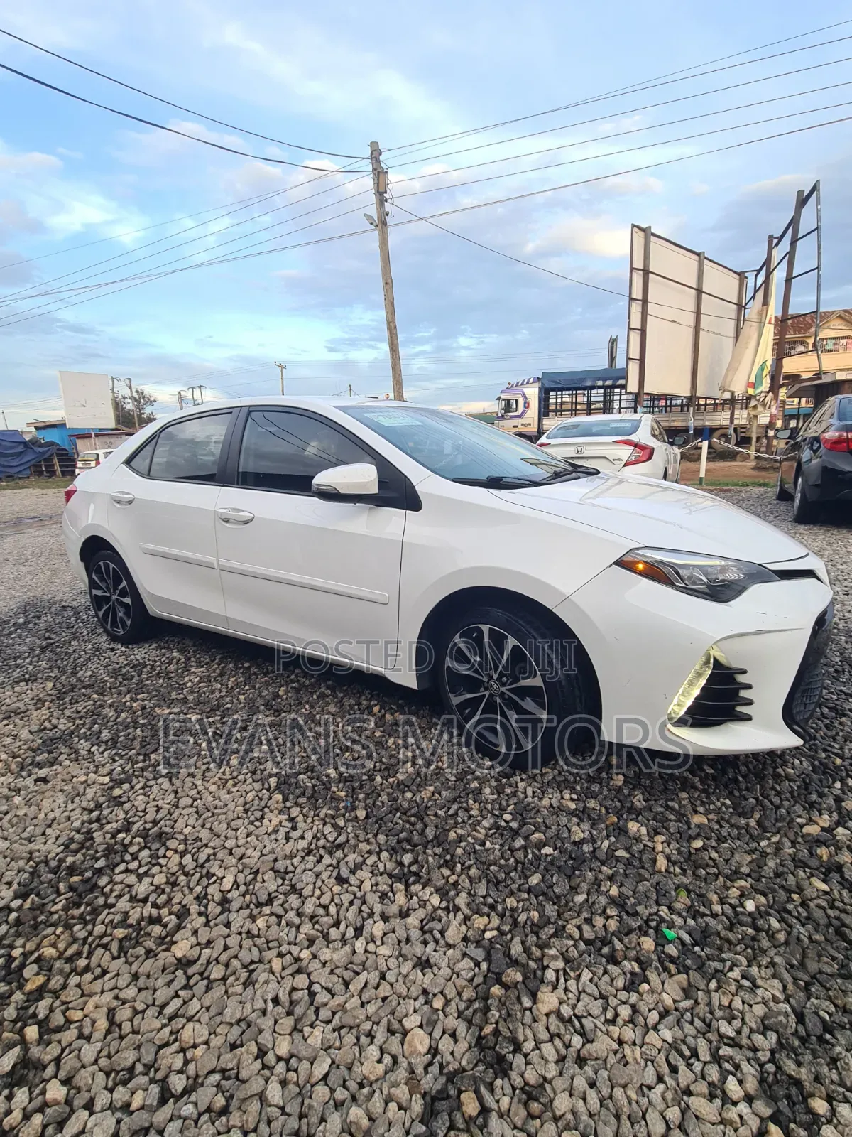Toyota Corolla 2018 White