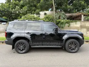 Toyota Land Cruiser Prado 2.8 2025 Black