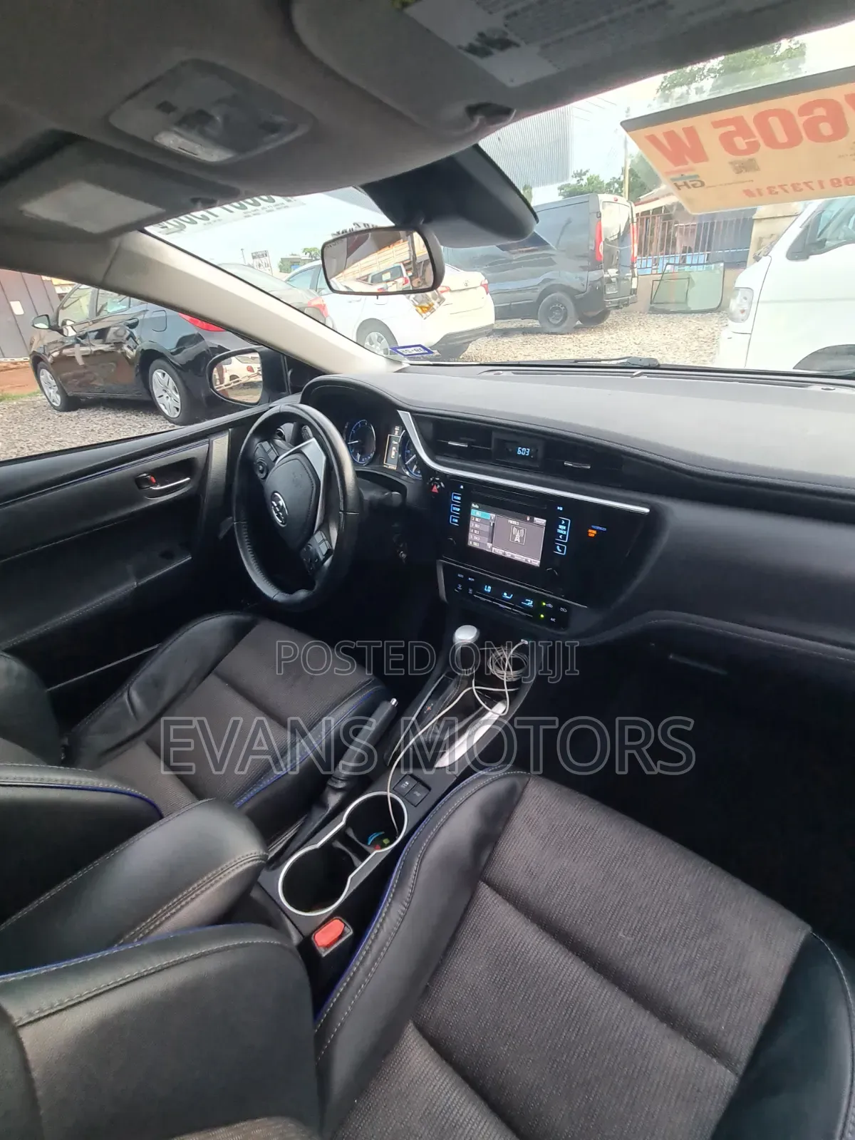 Toyota Corolla 2018 White