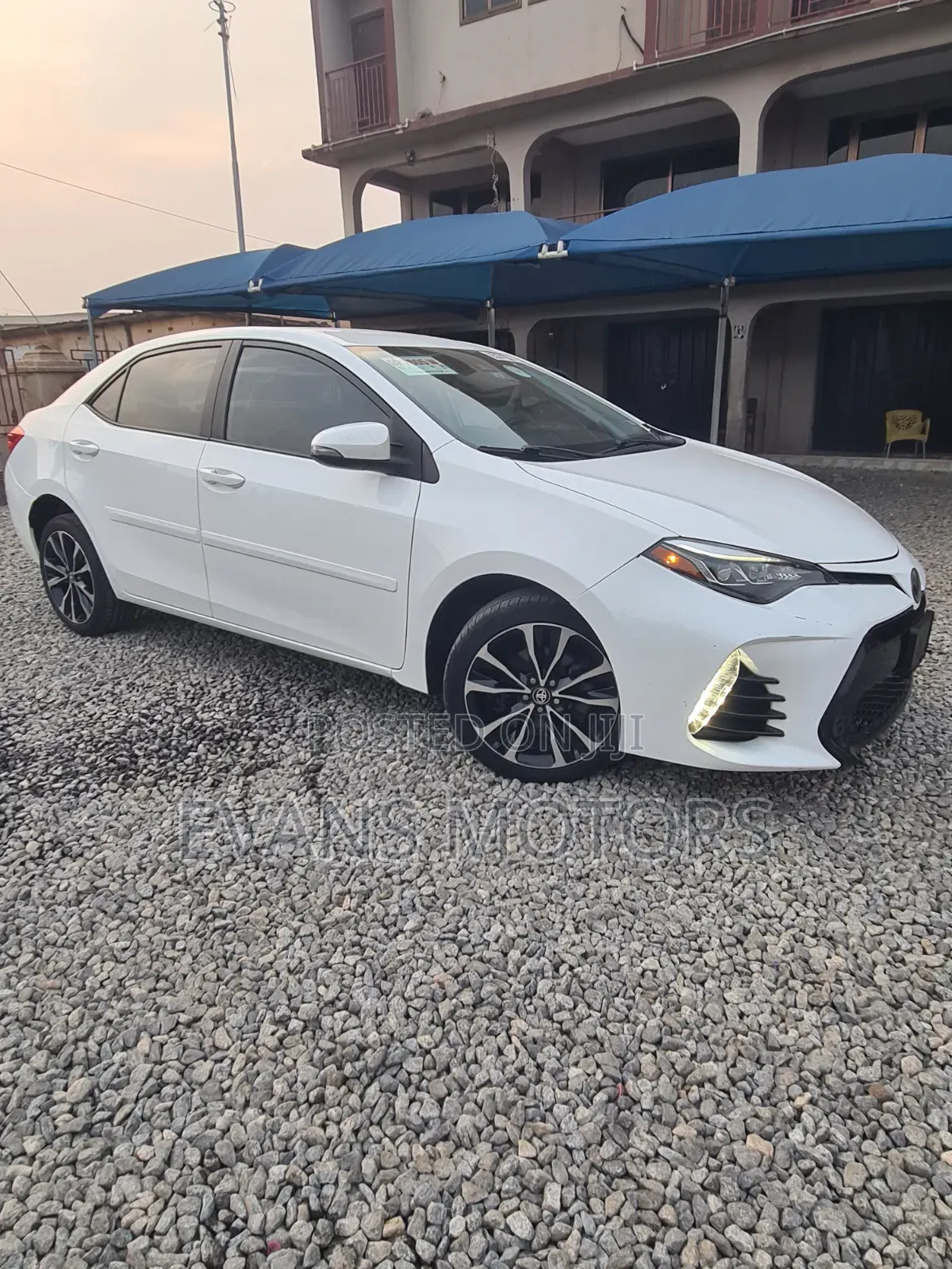Toyota Corolla 2018 White