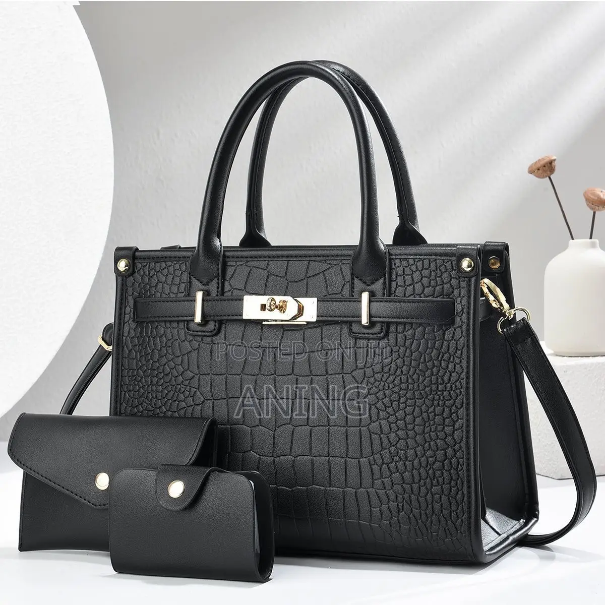 Godey Import