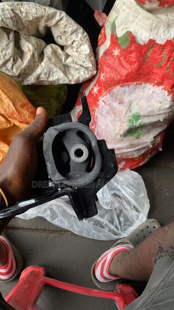 All Kind of Lower Arm Bushings and Engine Seat Bushing Available