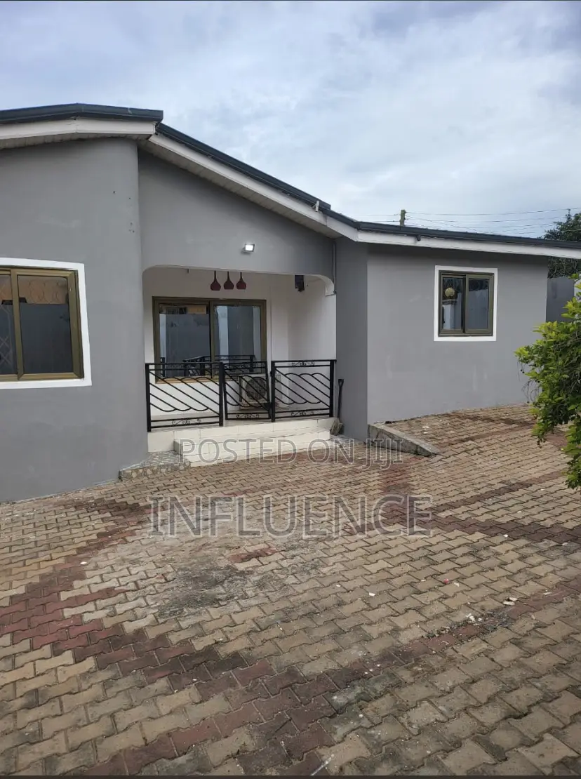 4bdrm House in Tantra Hill Achimota, East Legon for rent