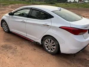 Hyundai Elantra 2013 White
