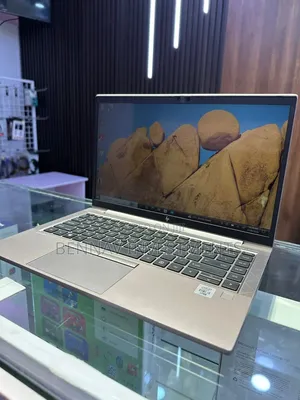 Laptop HP ZBook Firefly 14 G7 8GB Intel Core i5 SSD 256GB