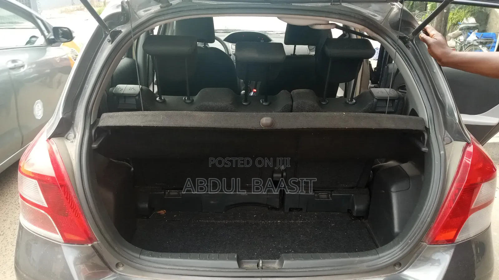 Toyota Yaris 2010 Black