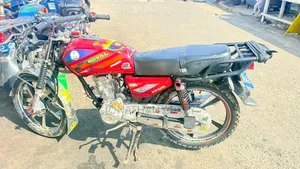 Royal RY125 2025 Red