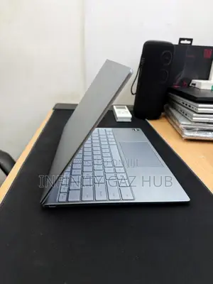 Laptop Dell XPS 13 16GB Intel Core i7 SSHD (Hybrid) 512GB