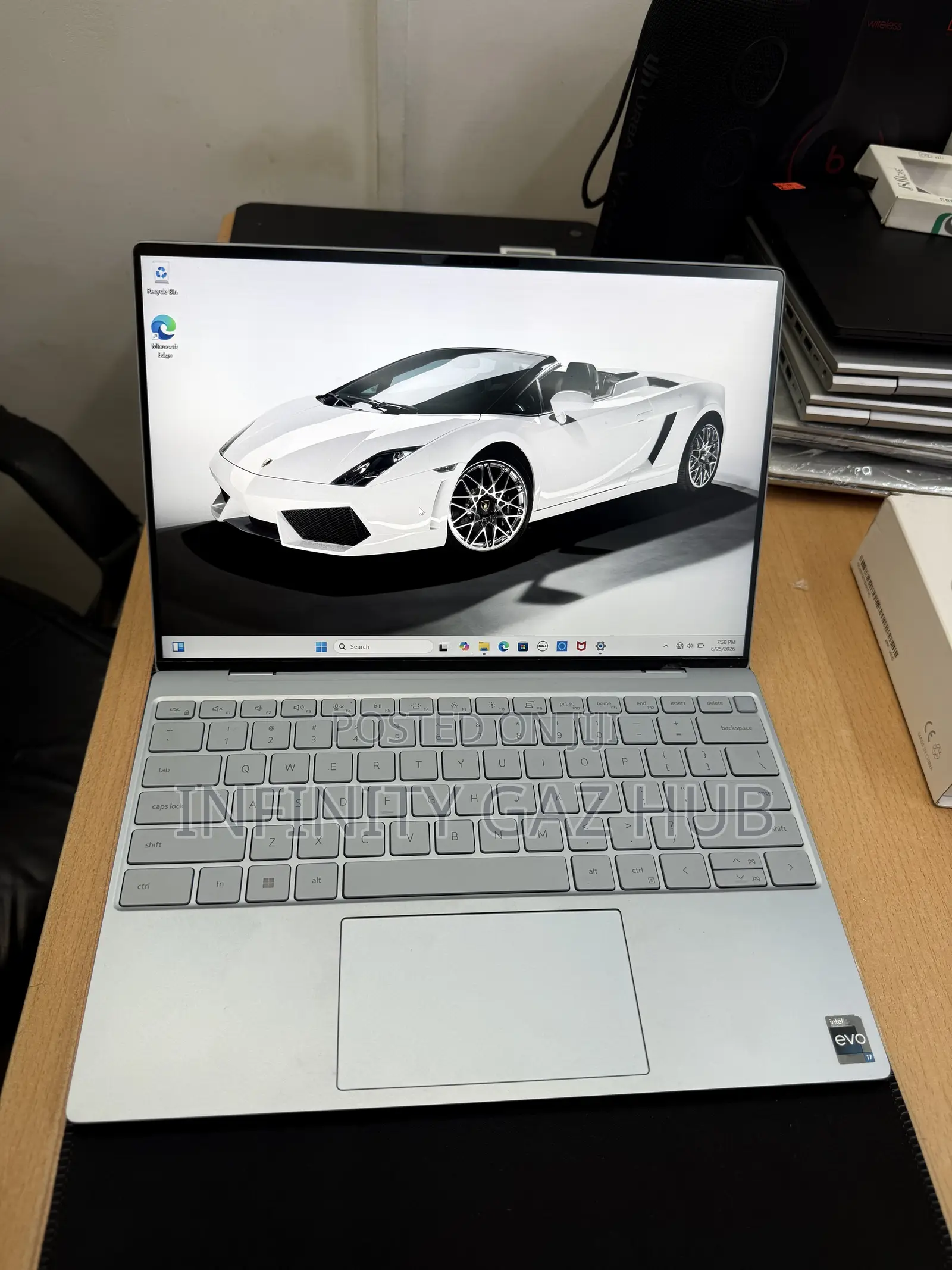 Laptop Dell XPS 13 16GB Intel Core i7 SSHD (Hybrid) 512GB
