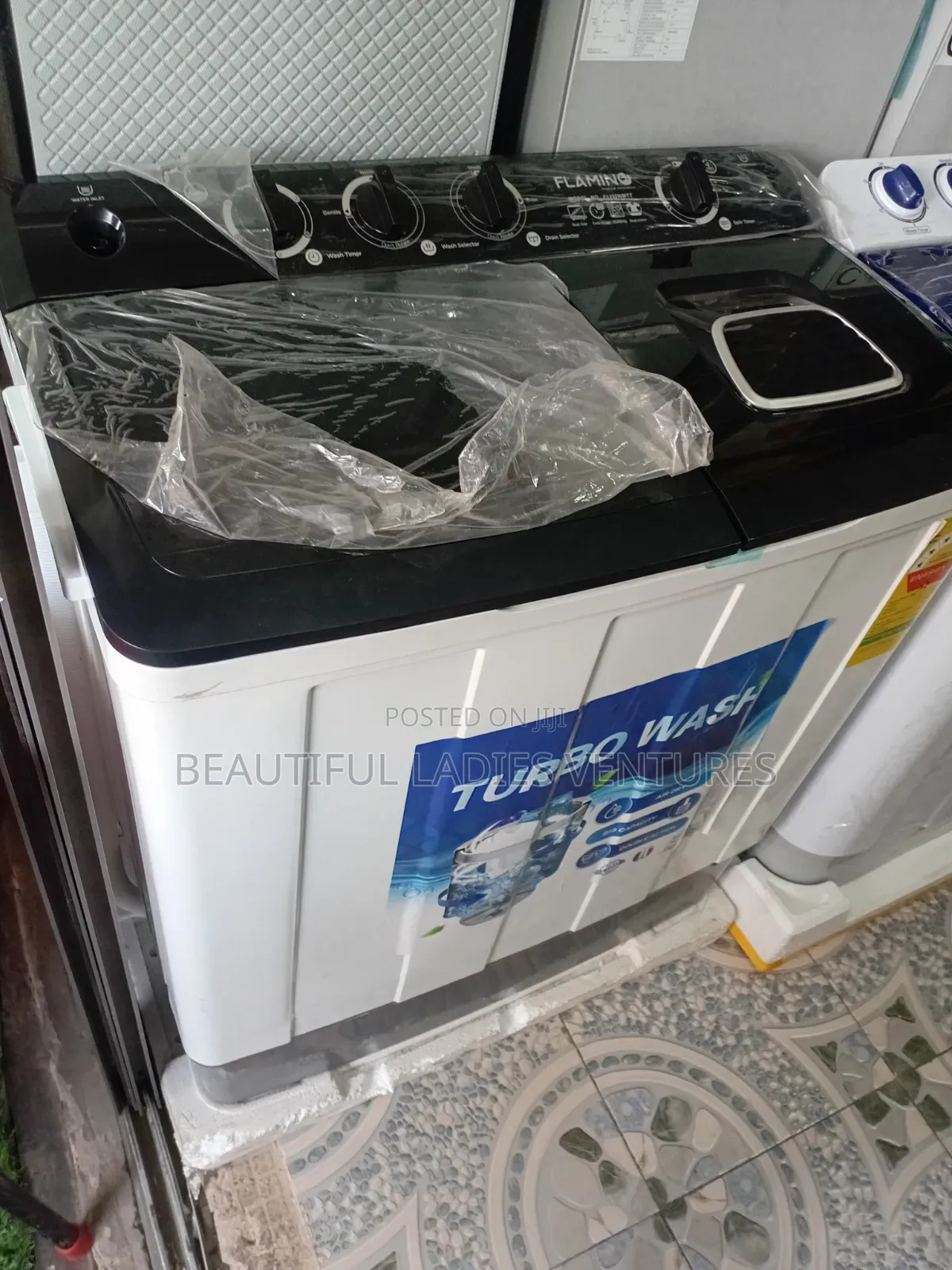 Compact Yet Spacious Washer