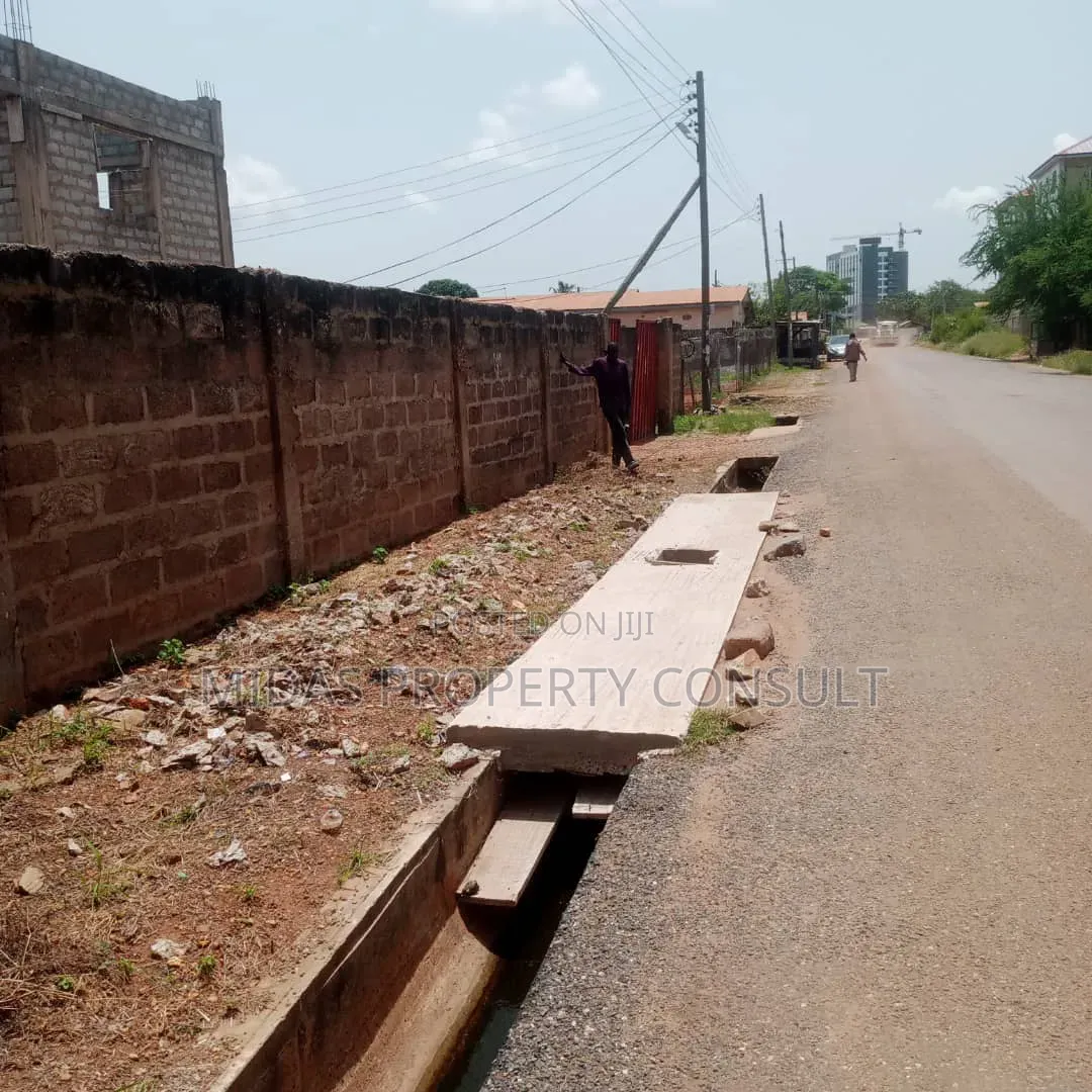 3 Plots With Uncompleted Warehouse For Sale At Tema Comm 12