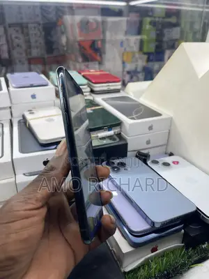 Apple iPhone 11 Pro Max 64 GB Black