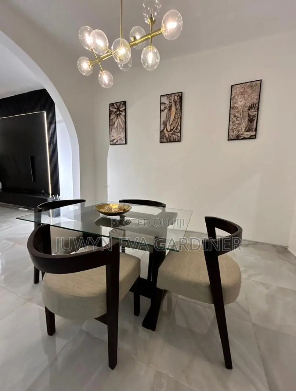 4seaters Glass Dinning Set