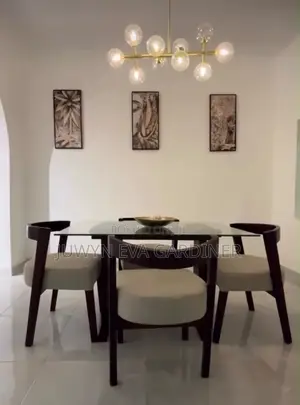 4seaters Glass Dinning Set